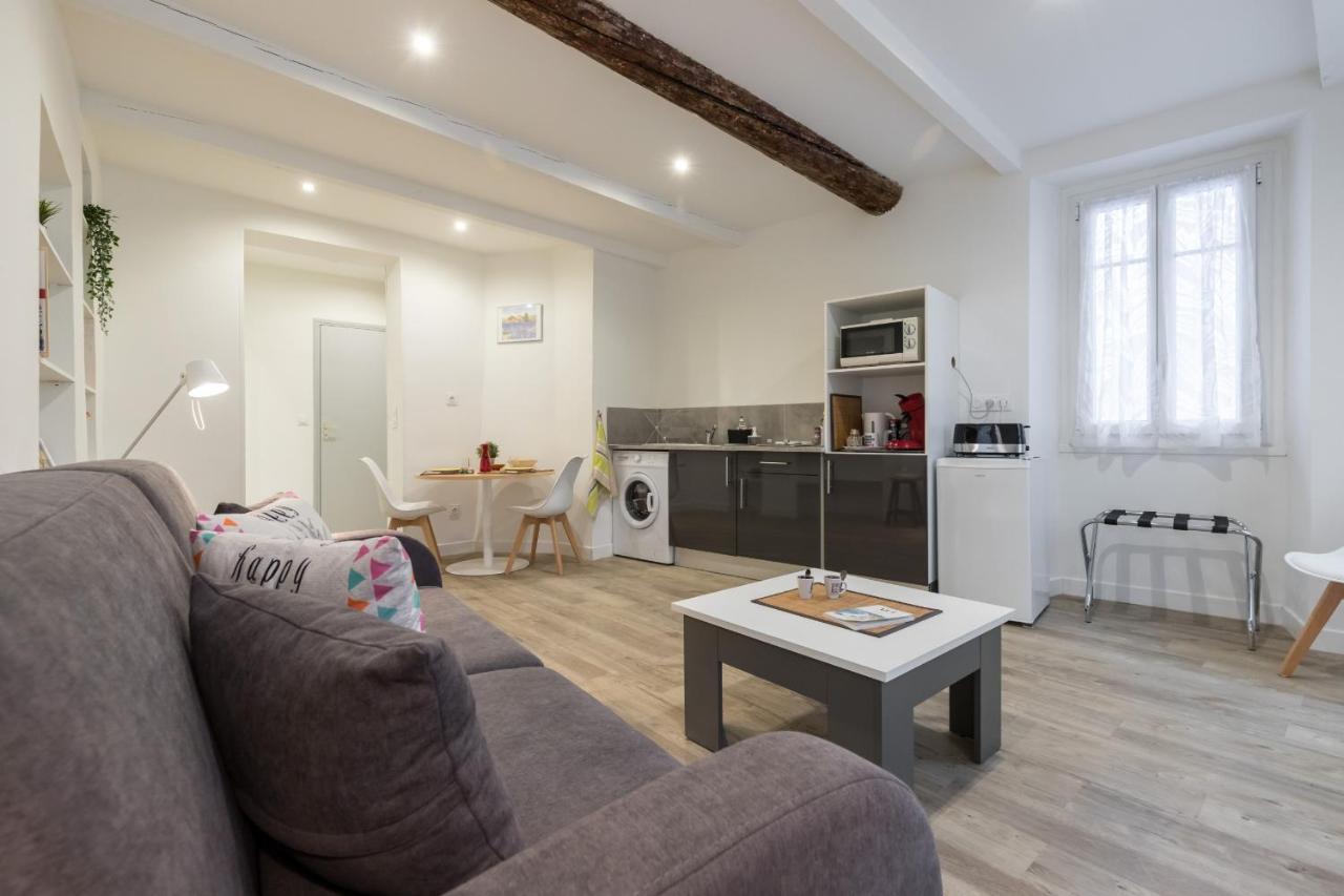 Cosy In The Old Town - St Francois Square Apartment *